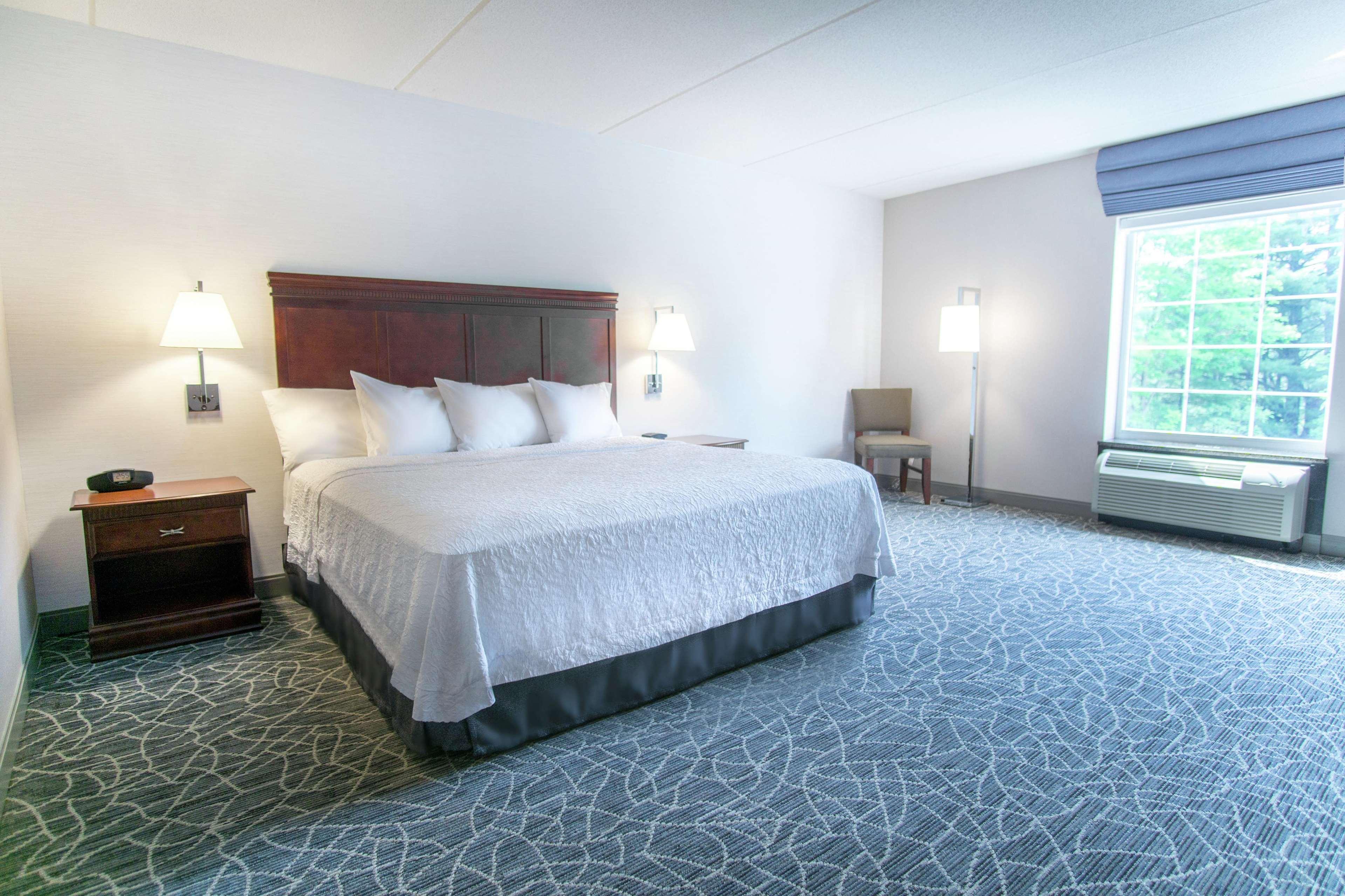 Hampton Inn & Suites Berkshires-Ленокс Екстер'єр фото