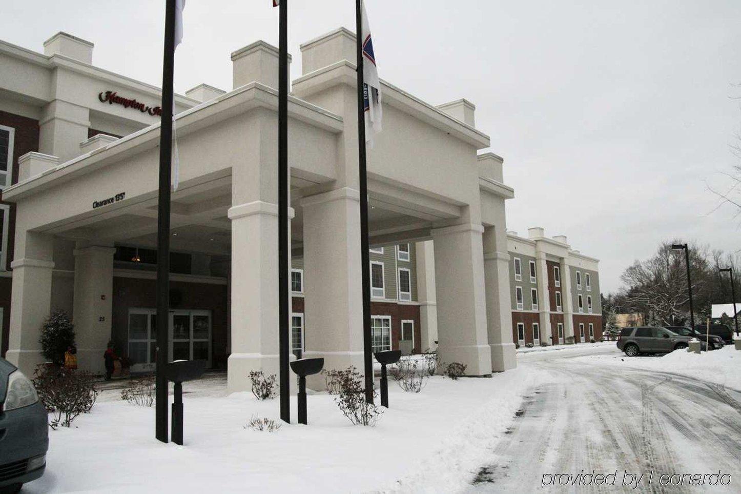 Hampton Inn & Suites Berkshires-Ленокс Екстер'єр фото