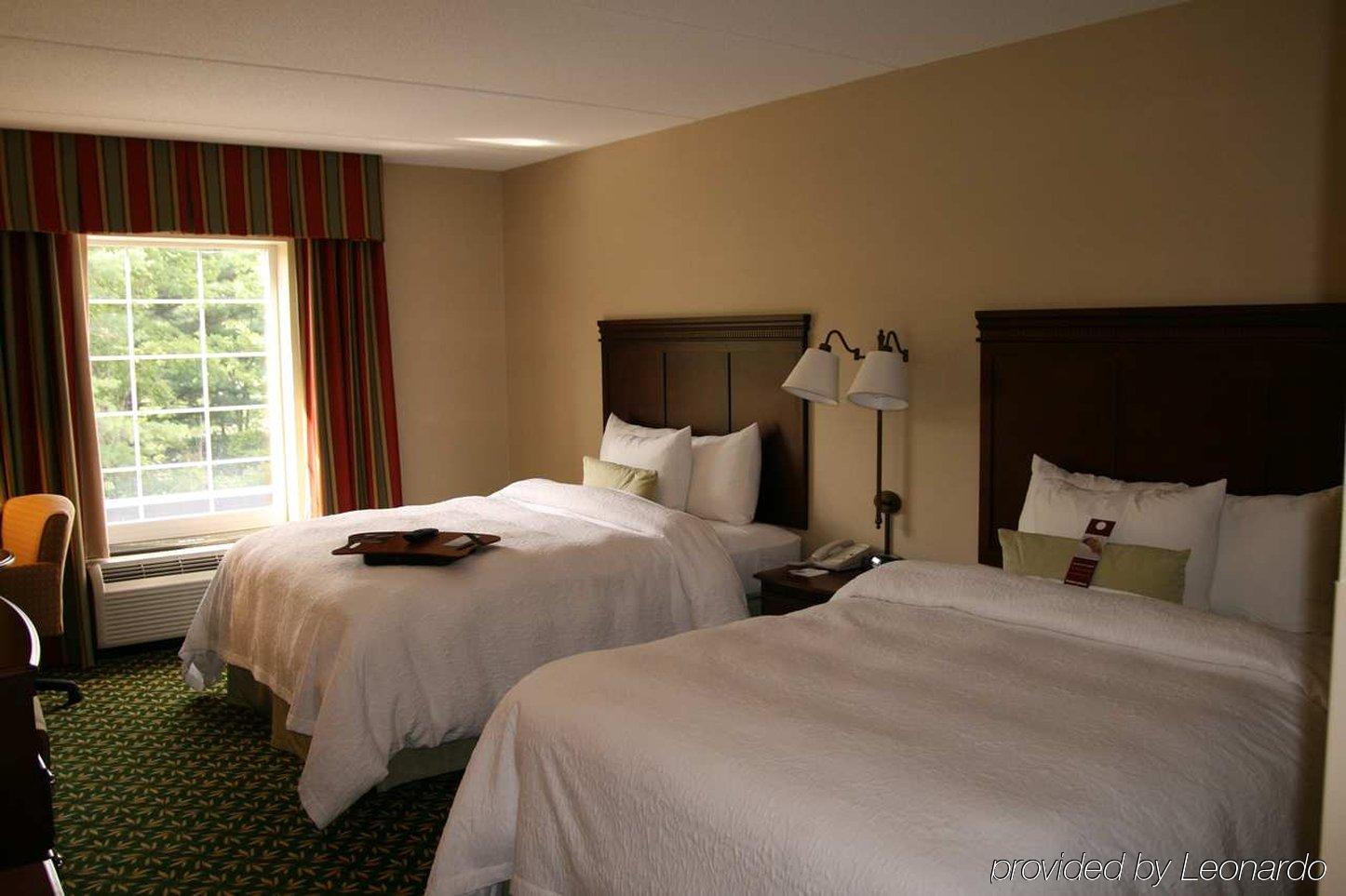 Hampton Inn & Suites Berkshires-Ленокс Номер фото